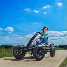 BERG Pedal Go-Kart Black Edition BFR Piepūšamie riteņi no 5/6 gadiem līdz 100 kg