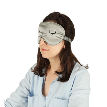 Acu aizsietā miega maska gadījumā pelēkā krāsā